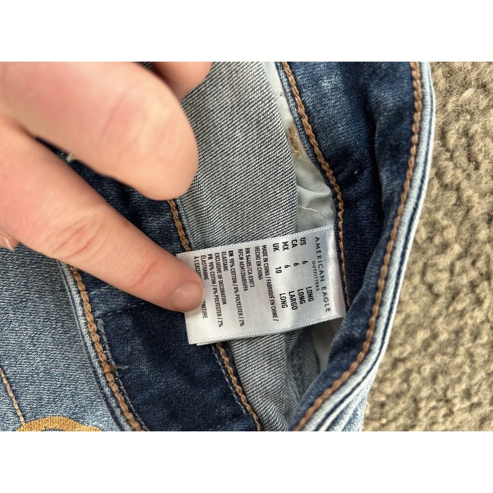 American Eagle AEO Distressed  Size 6 Mom Jean Jeggings - Picture 9 of 12